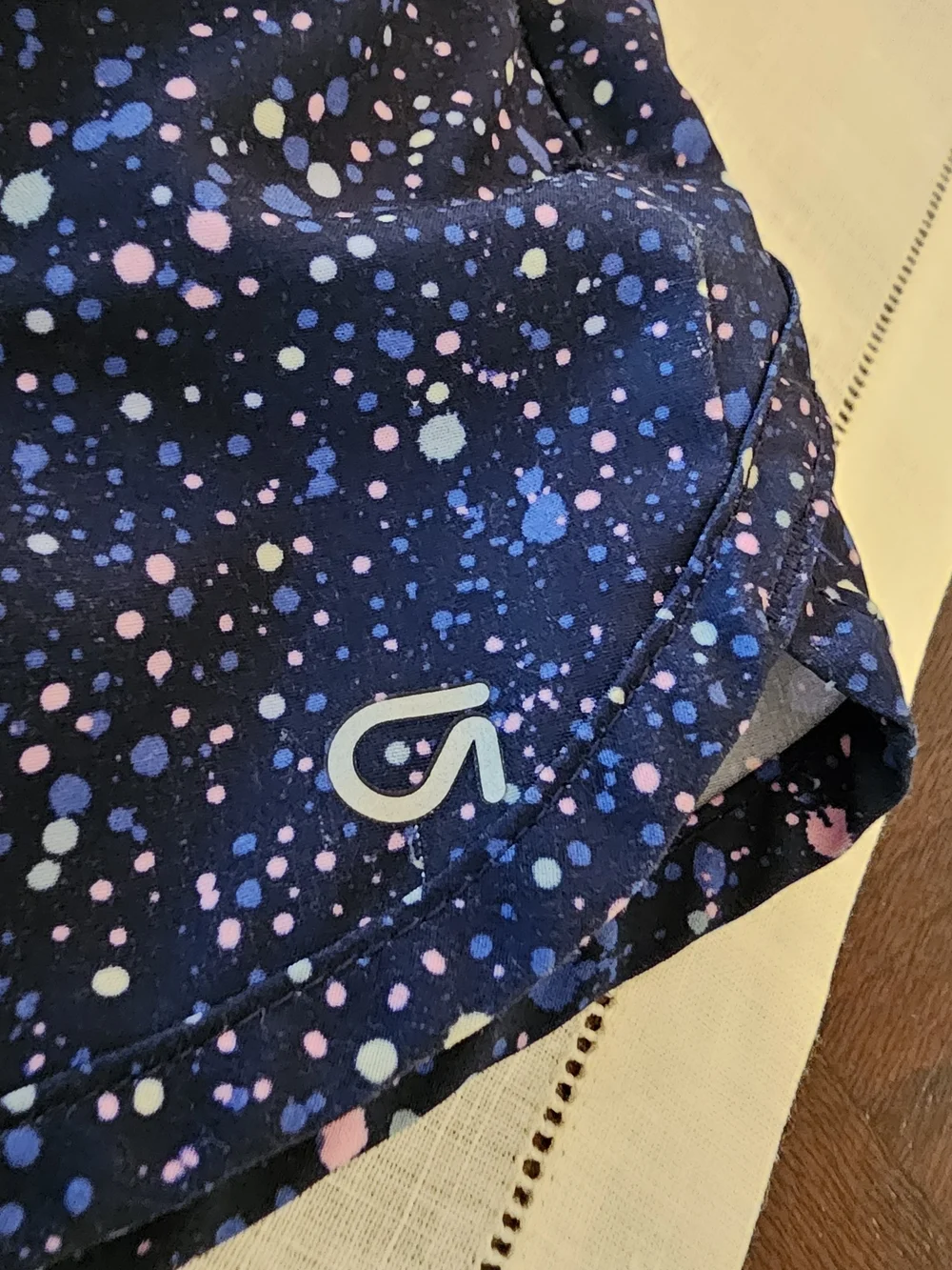 Adorable Gap Fit Girls Lined Active Run Shorts Quick Dry Navy Blue Splatter M 8